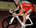 (Click for larger image) Tasmanian scratchman Stephen Rossendell in action in a heat of the Devonport Wheelrace.