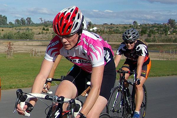  - meg_ross_leads_narelle_hards_in_the_closing_stages_of_the_womens_a_grade